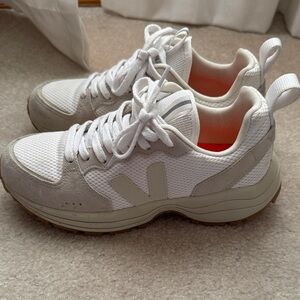 Veja Women's White and Gray Sneakers
